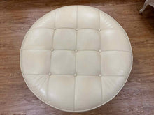 Ethan Allen 'Nassau' Ottoman