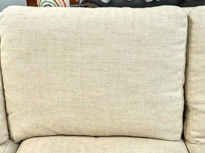 Sherrill Furniture 43 Series 2-Piece Sectional with LAF Chaise in Oatmeal