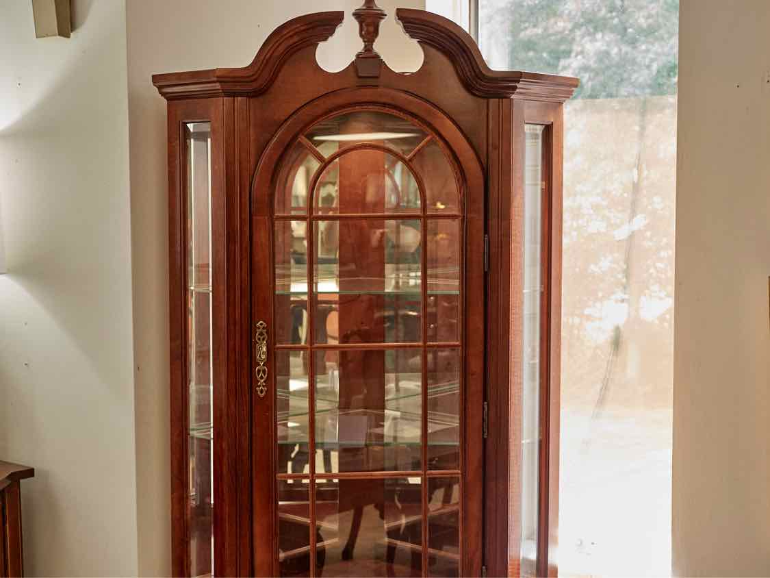 Lighted Cherry Corner Cabinet W/ Two Doors