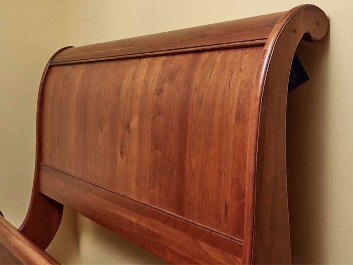 Ethan Allen Cherry Sleigh  Full Bed Includres Siderails & Slats