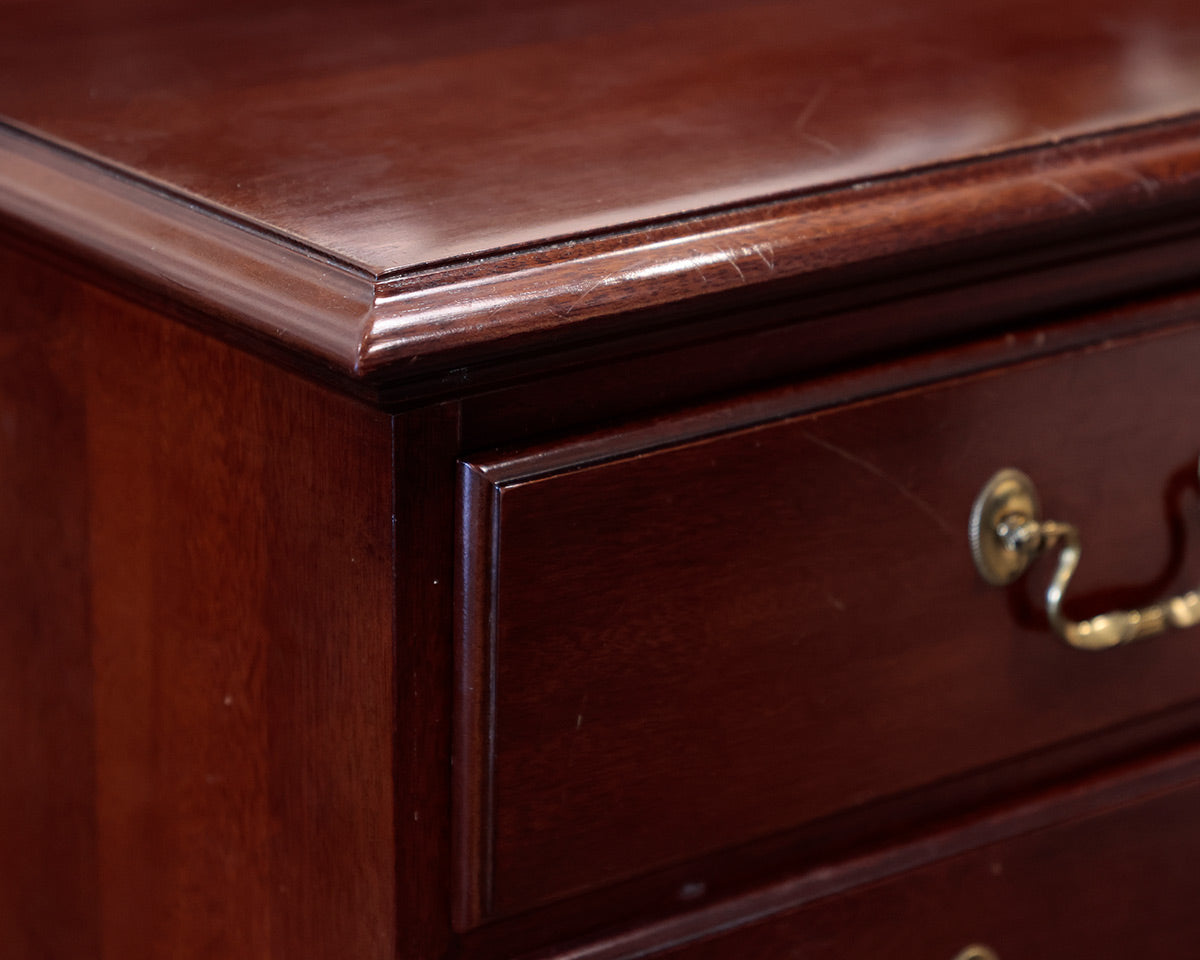 Lexington Furniture Mahogany 9 Drawer Dresser