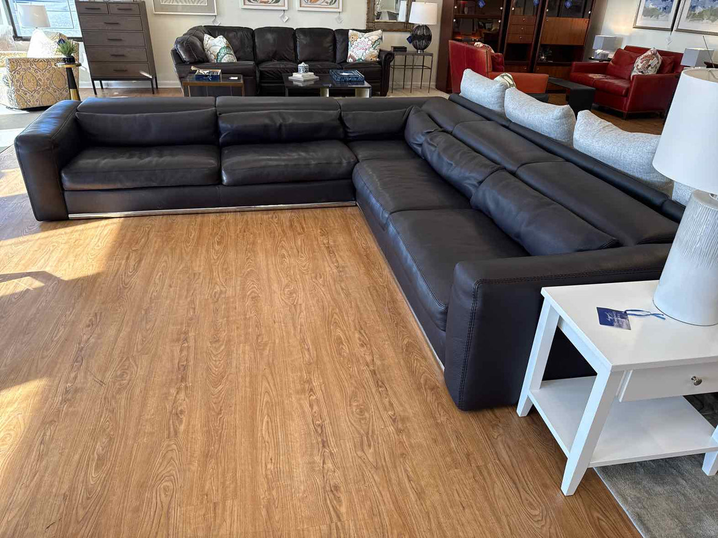 Cierre 'Symphony' Italian Leather Sectional