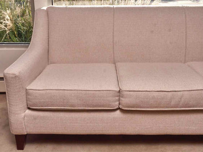 Bassett Ivory Upholstered 3 Cushion Slope Arm Sofa