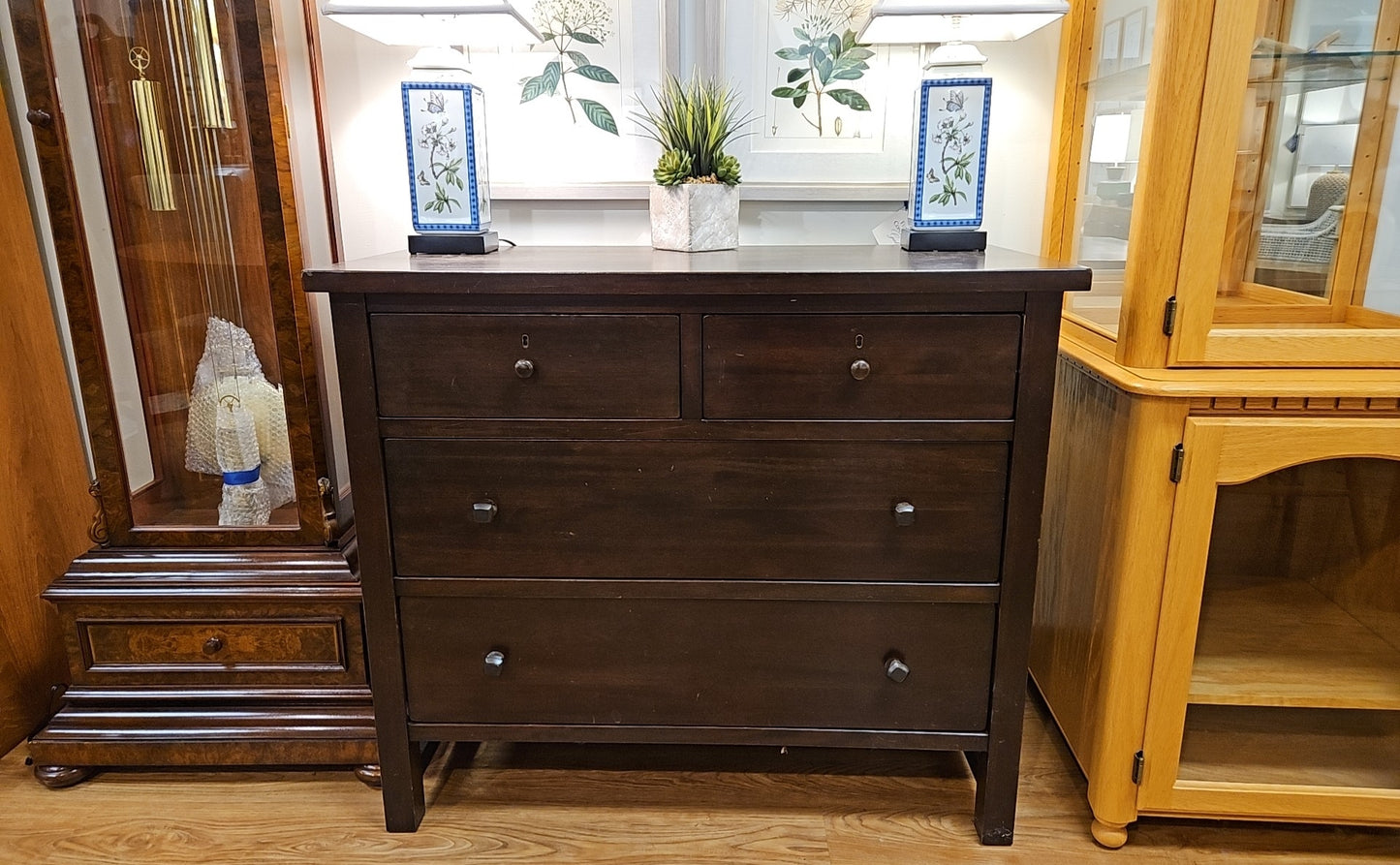 4-Drawer Chest
