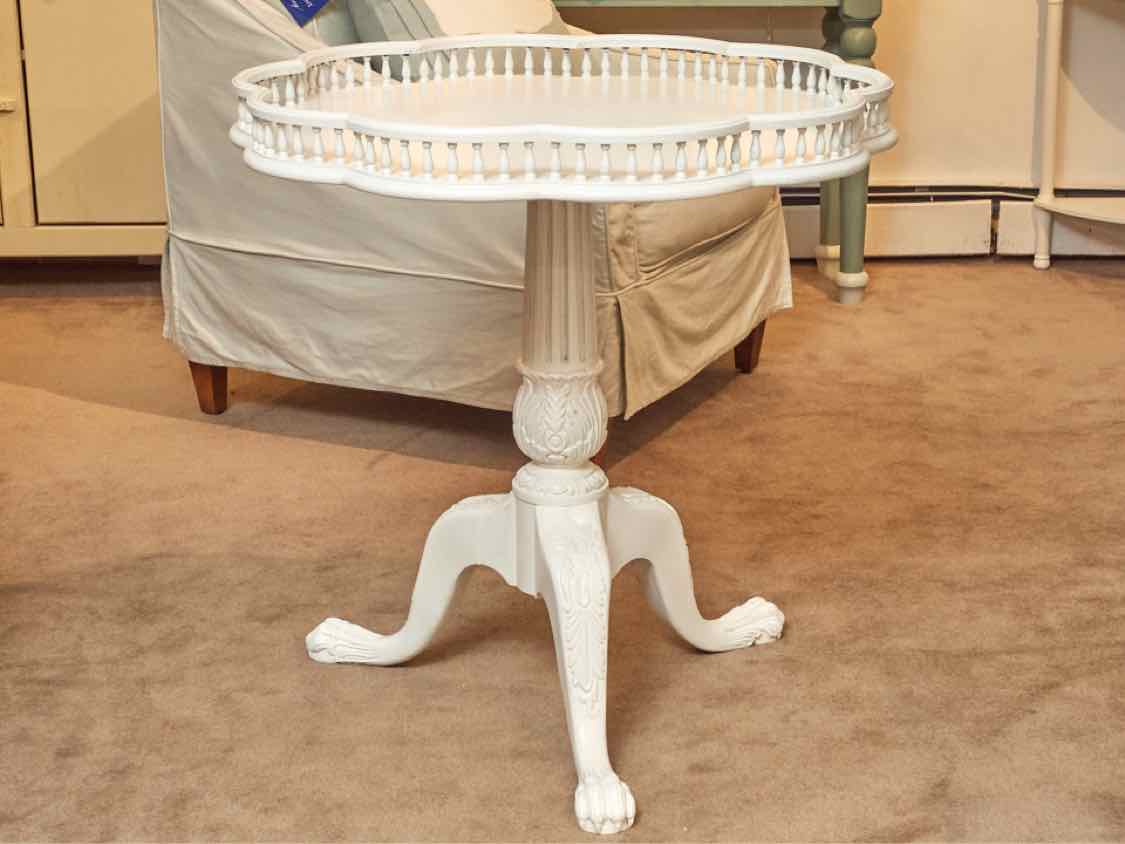Pedestal Tea Table With Carved Legs In White Finish