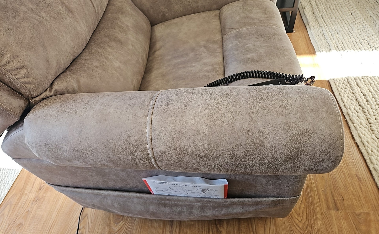 VivaLift 'Tranquil' Lift Power Recliner