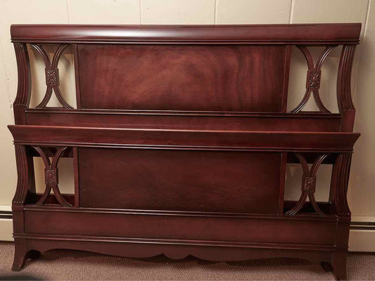 Mahogany Full Bed Includes Wooden Siderails & 3 Slats