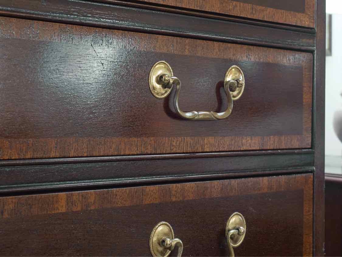 Councill Furniture Mahogany 8 Drawer  Chest with inlay Border