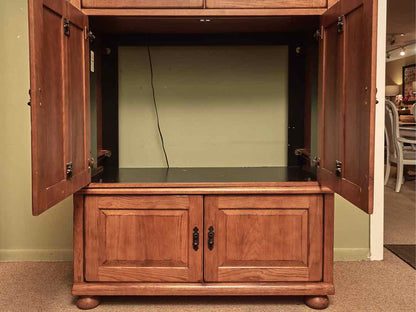 Mission Style Stained Oak 2 Glass Door 4 Panel Door Media Furniture