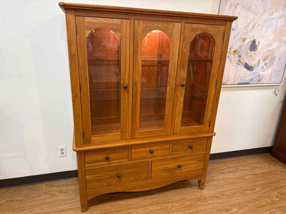 Richardson Brothers Lighted Cherry Hutch