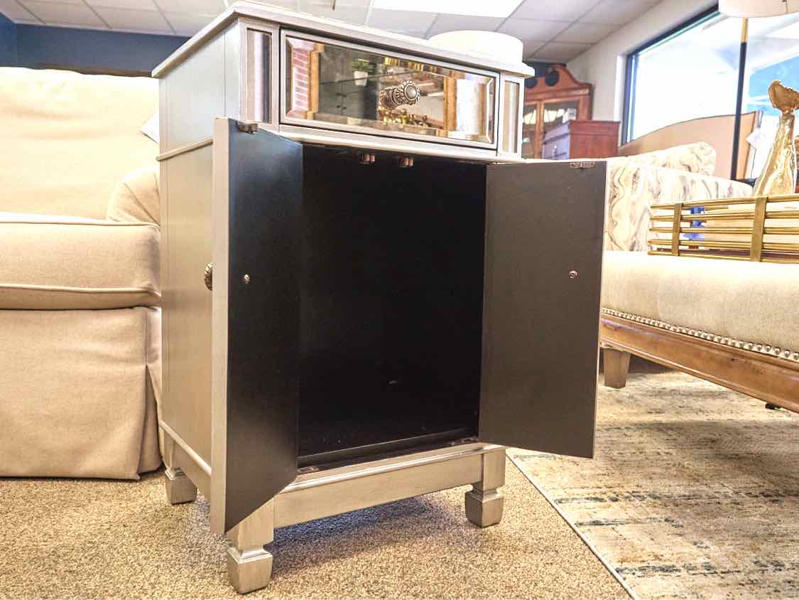 Mirrored Nightstand with 1 Draw & 2 Door with Silver Finish Trim