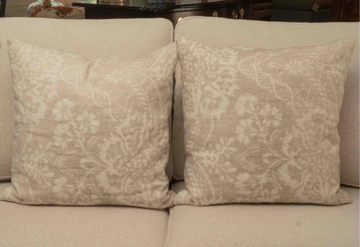 Pair oF Pottery Barn 'Bernyce' Flax Ceam Floral Damask Pattern  Accent Pillows