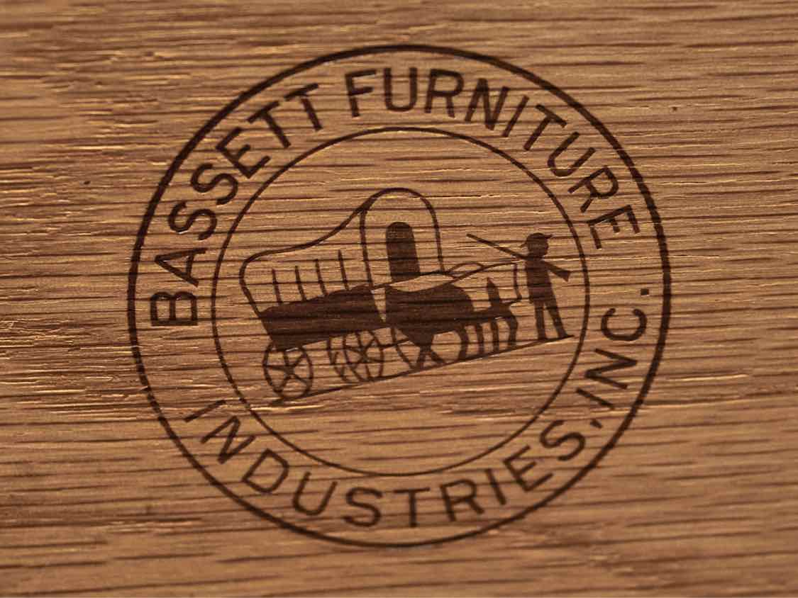 Bassett  Mid Century Modern Mahogany 4 Drawer Chest
