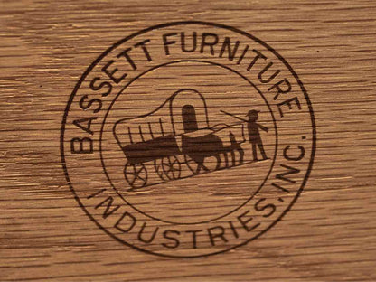 Bassett  Mid Century Modern Mahogany 4 Drawer Chest