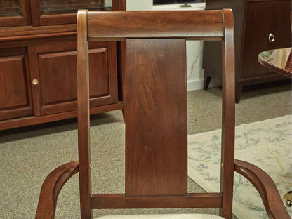 Kincaid Cherry Park Collection Dining Table W/ 2  Leaves & 6 Upholstered Chairs