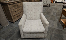 Boston Interiors Swivel Chair