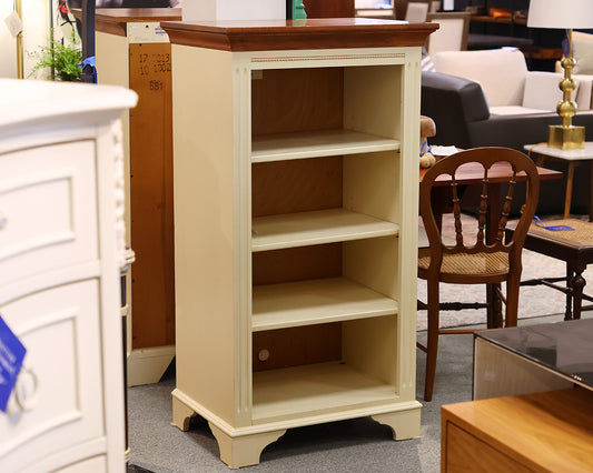 Ethan Allen Country Crossings Bookcases