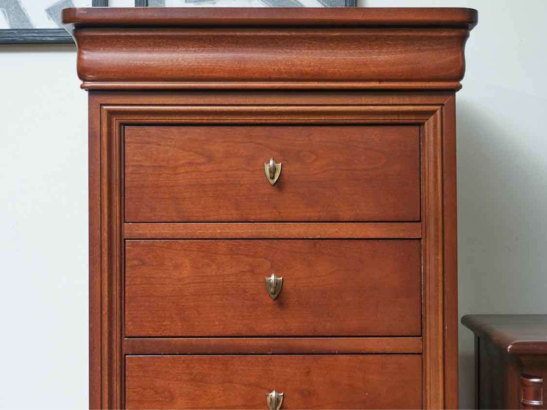 Impressions Thomasville Cherry 7 Drawer Lingerie Chest