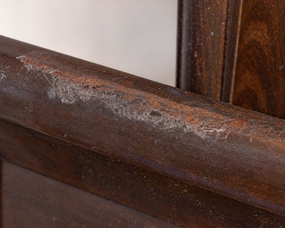 Kincaid Dark Walnut Queen Modifed Sleigh Bed