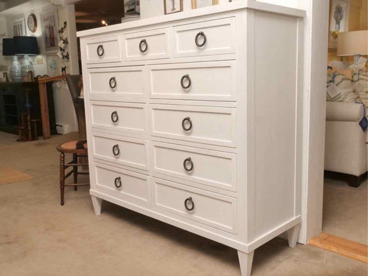 Tommy Bahama 'PineCrest' 11  Drawer White Chest