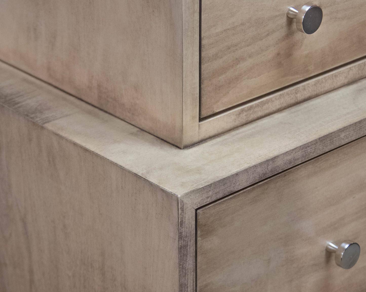 Gat Creek Gerard 2+3 Drawer Dresser in Maple Classic Barley Finish