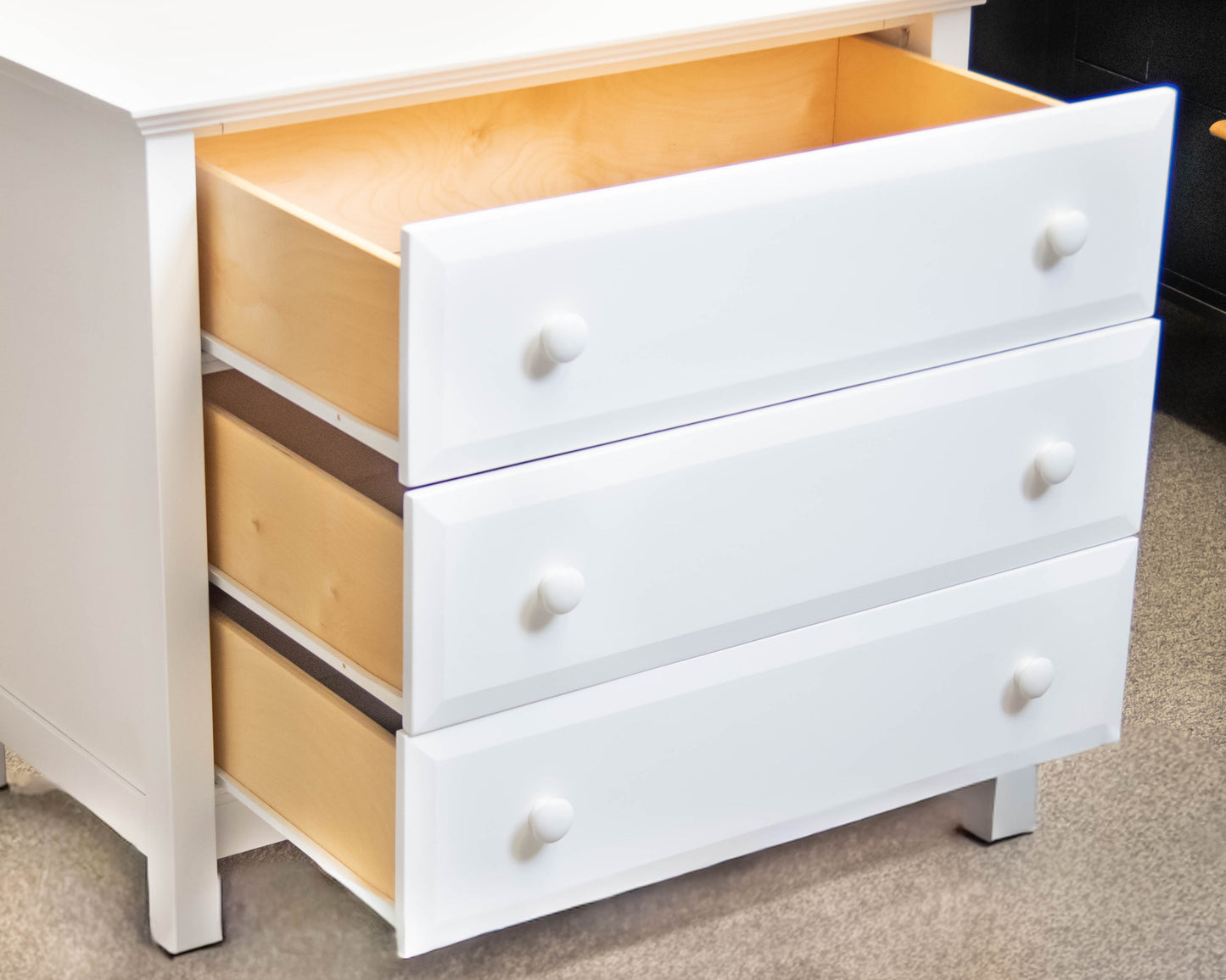Vermont Tubbs White Finish 3 Drawer  Dresser with Wood Knobs