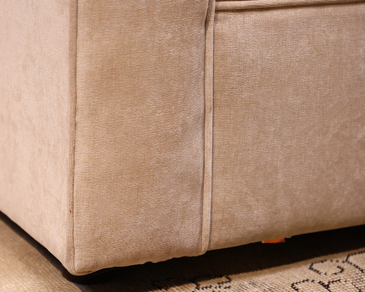 Rowe Brentwood Roll Arm Sectional