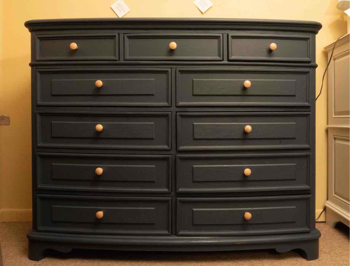 'Sea Tern Blue' Custom  Finish 11 Drawer With Natural Wooden Konobs Dresser