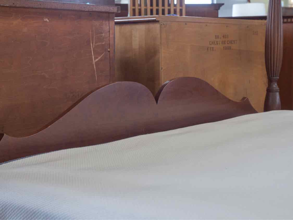 Eldred Wheeler Queen Bed