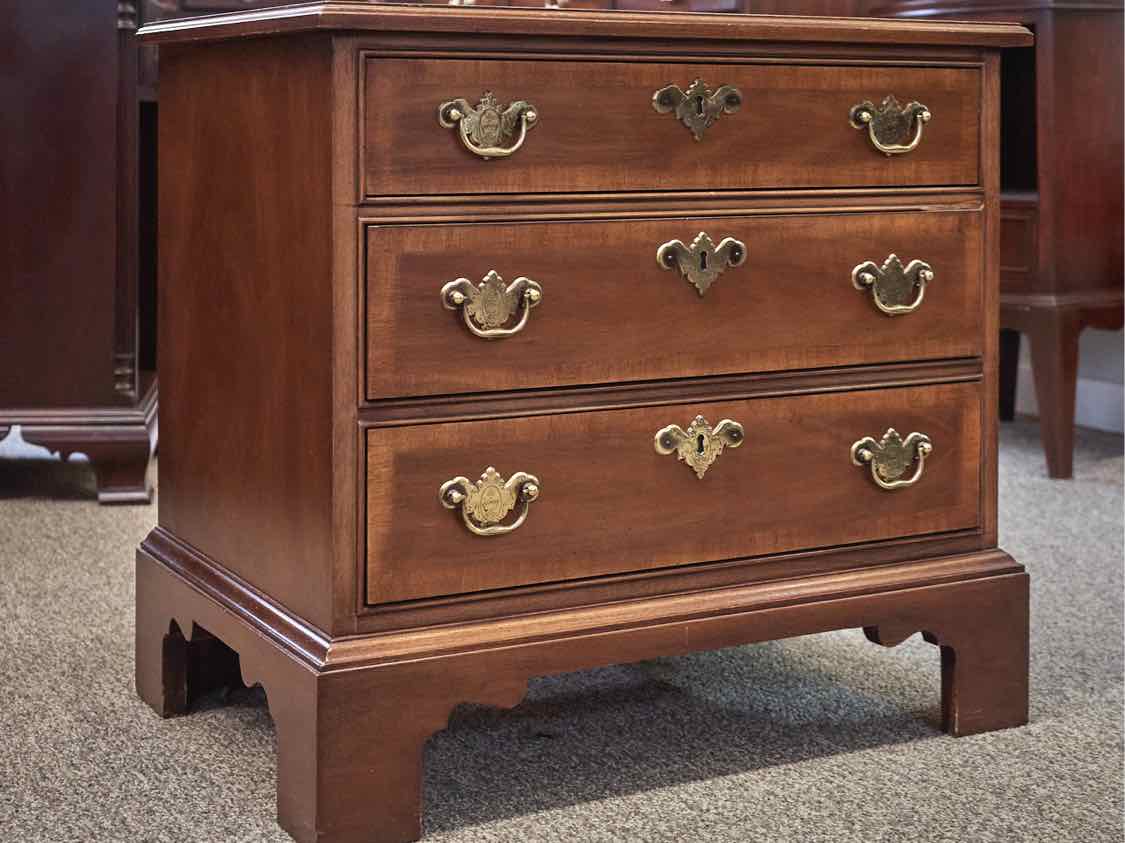 White Fine Furniture Inlaid Mahogany Nightstand