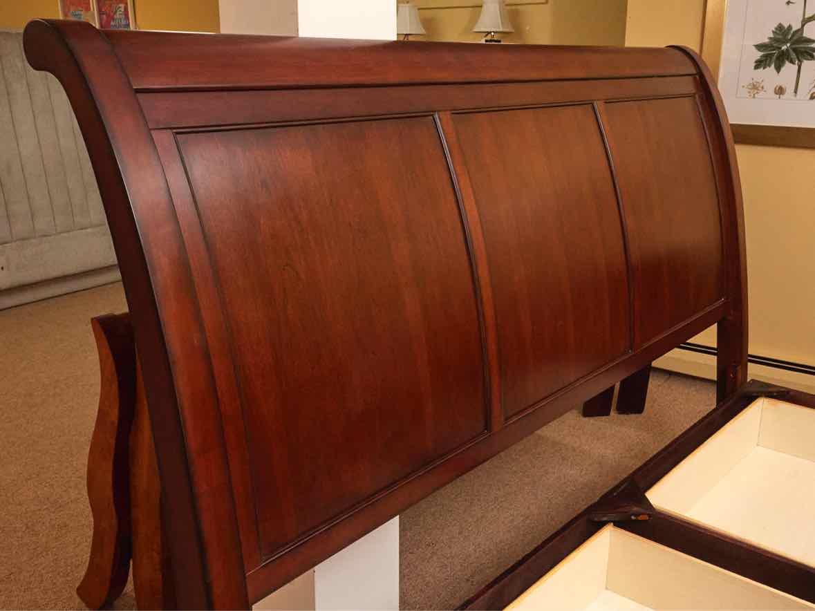 Aspen Home'Turner' Cherry Finish  2 Drawer Storage Sleigh  King Bed