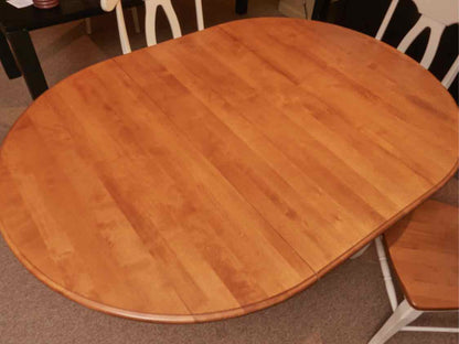 Maple Top Cream Finish Pedestal Table & Leaf & 4 Chair Set