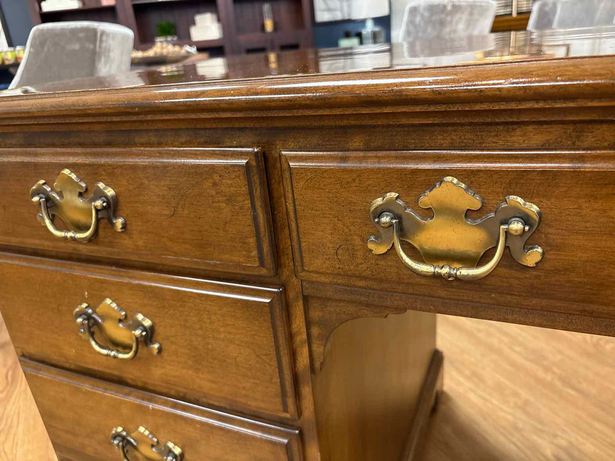 Ethan Allen 'Classic Manor' Executive Desk