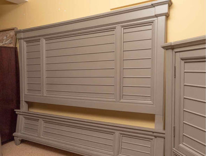 Folio 21 Furniture 'Hilton Head' Shutter In Grey Finish  King Bed