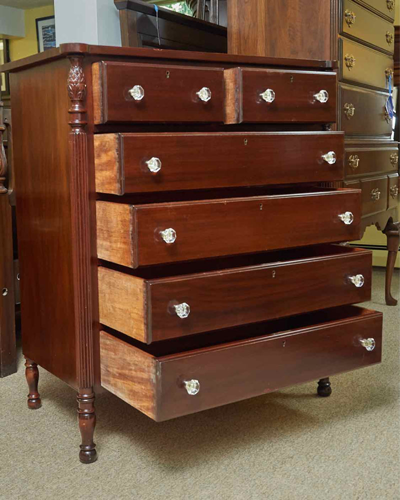Mahogany With Carved Fluted Columns Pineapple Accent 6 Drawer Chest