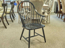 Set of 8 Ethan Allen American Impressions Windsor Dining Chairs in Black