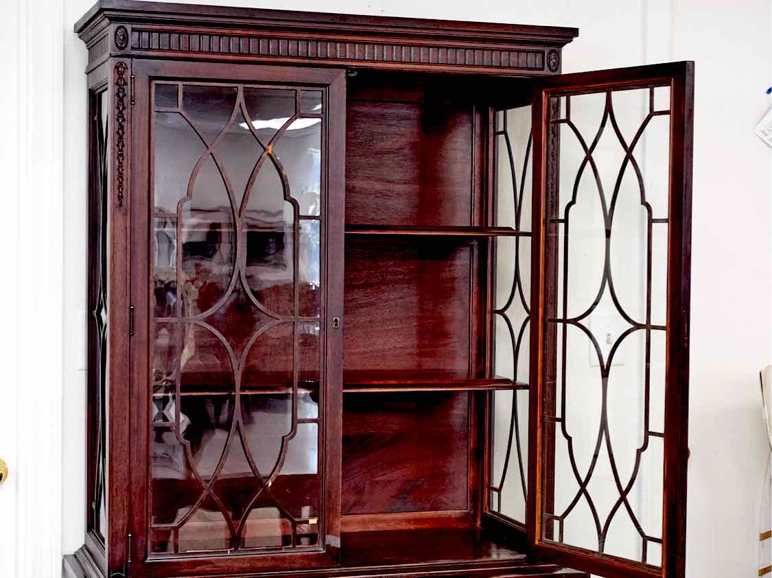 Vintage Mahogany China Cabinet W/ Glass Doors