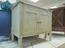 Gat Creek 2 Door Maple Hand Glazed Monnco Night Stand in Lambs Wool