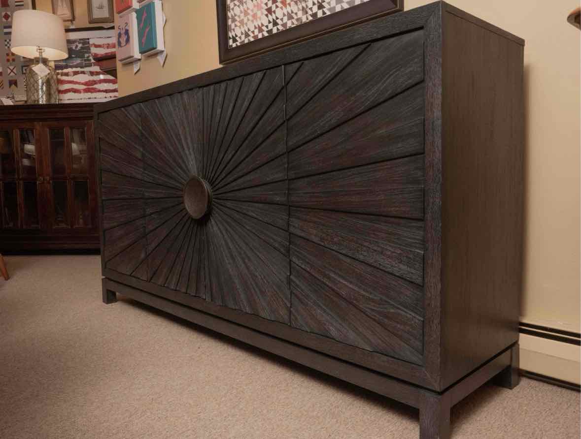 Klaussner Credenza Server Espresso Finish Sunburst Pattern Circular Handle