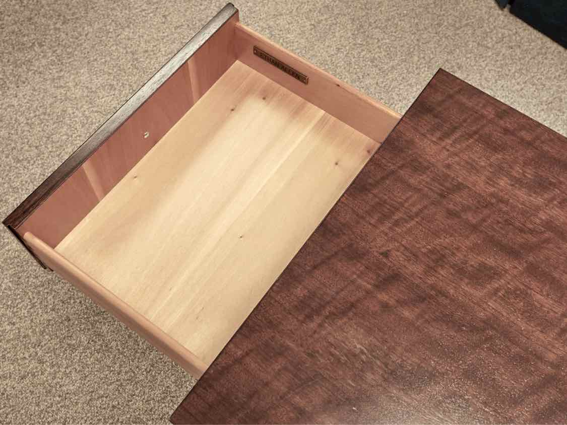 Ethan Allen 'Barry More' Dark Stain Finish 1 Drawer Side Table