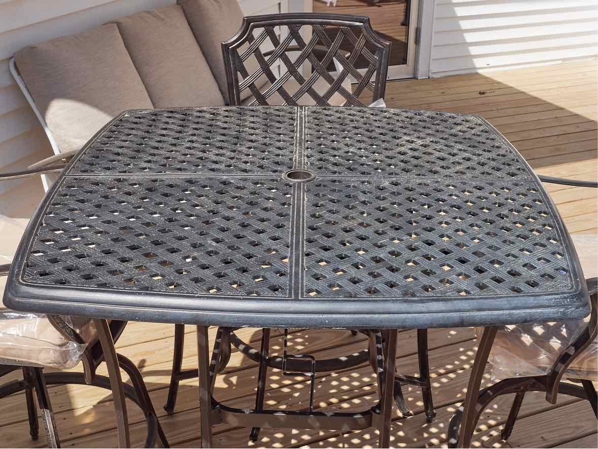 Black Basket Weave Top Metal Pub Outdoor Dining Set