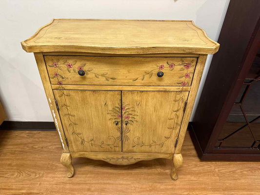 Pulaski Painted Accent Chest