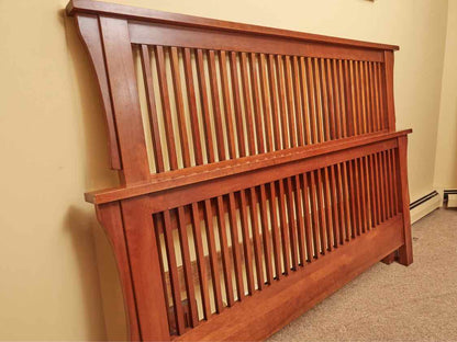 Kincaid Cherry Mission Style  Queen Bed Includes Wooden Siderails & Slats