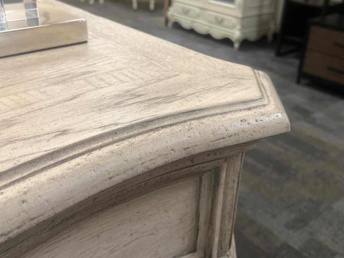 Rooms To Go 'Armitage' Dresser w/ Mirror
