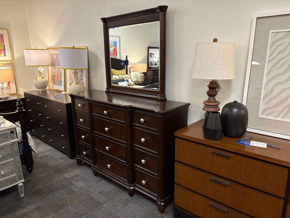 Hamilton 12 Drawer Dresser w/Mirror