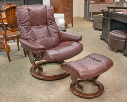 Ekornes Stressless Mayfair Large Recliner & Ottoman in Merlot Leather