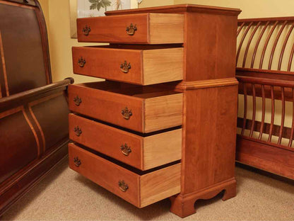 French & Heald Maple 5 Drawer Chest on Chest