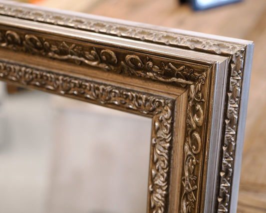 Traditional Rectangular Mirror With Decorative Gold Frame