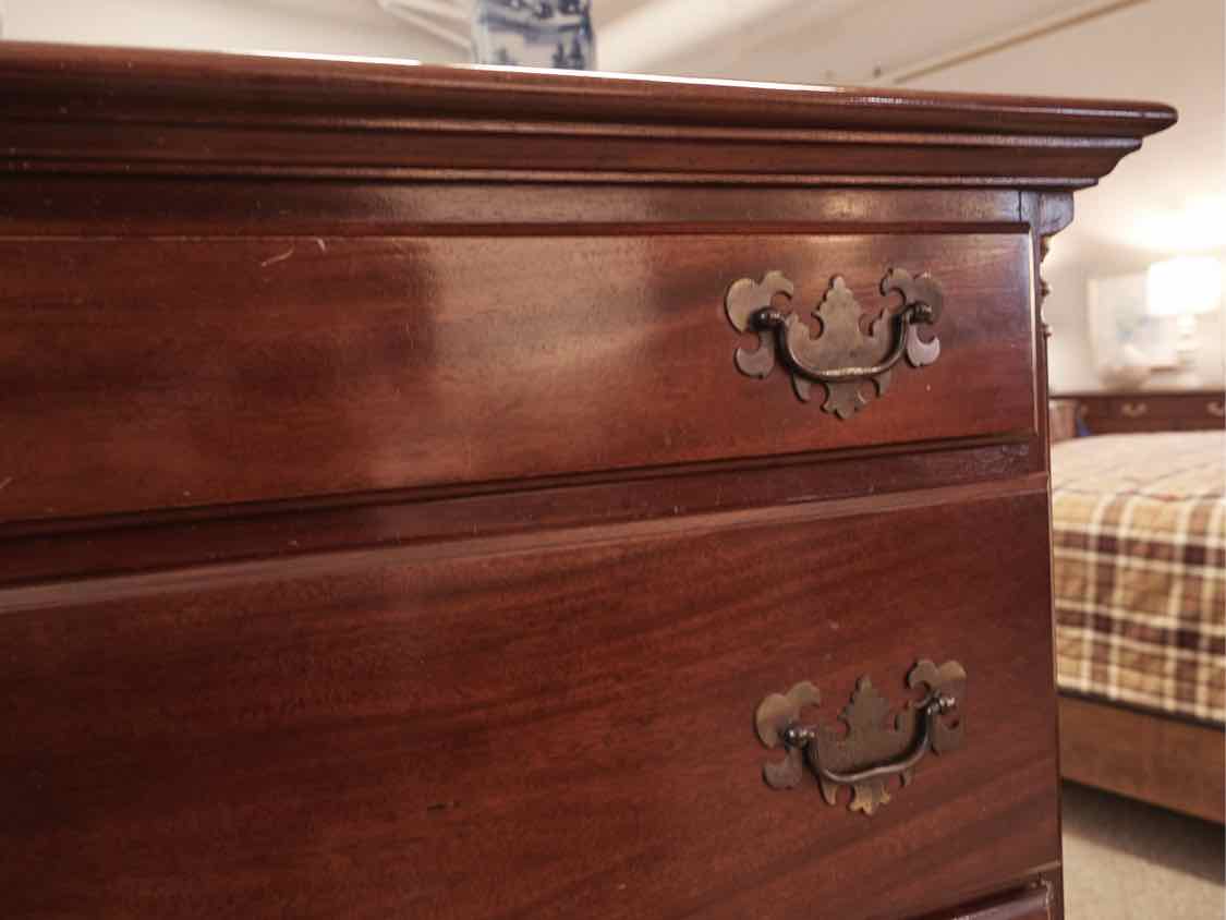 Mahogany Chippendale Style Chest w/5 Drawers & Brass Hardware