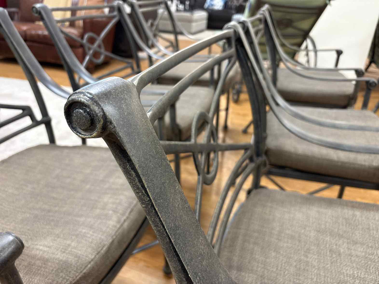 Woodard 'Delphi' Outdoor Dining Set w/ 6 Chairs
